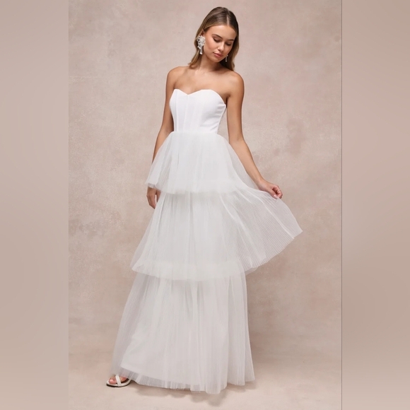 Lulus Exquisite Enchantment White Tulle Tiered Strapless Gown S Wedding Party - Picture 4 of 9